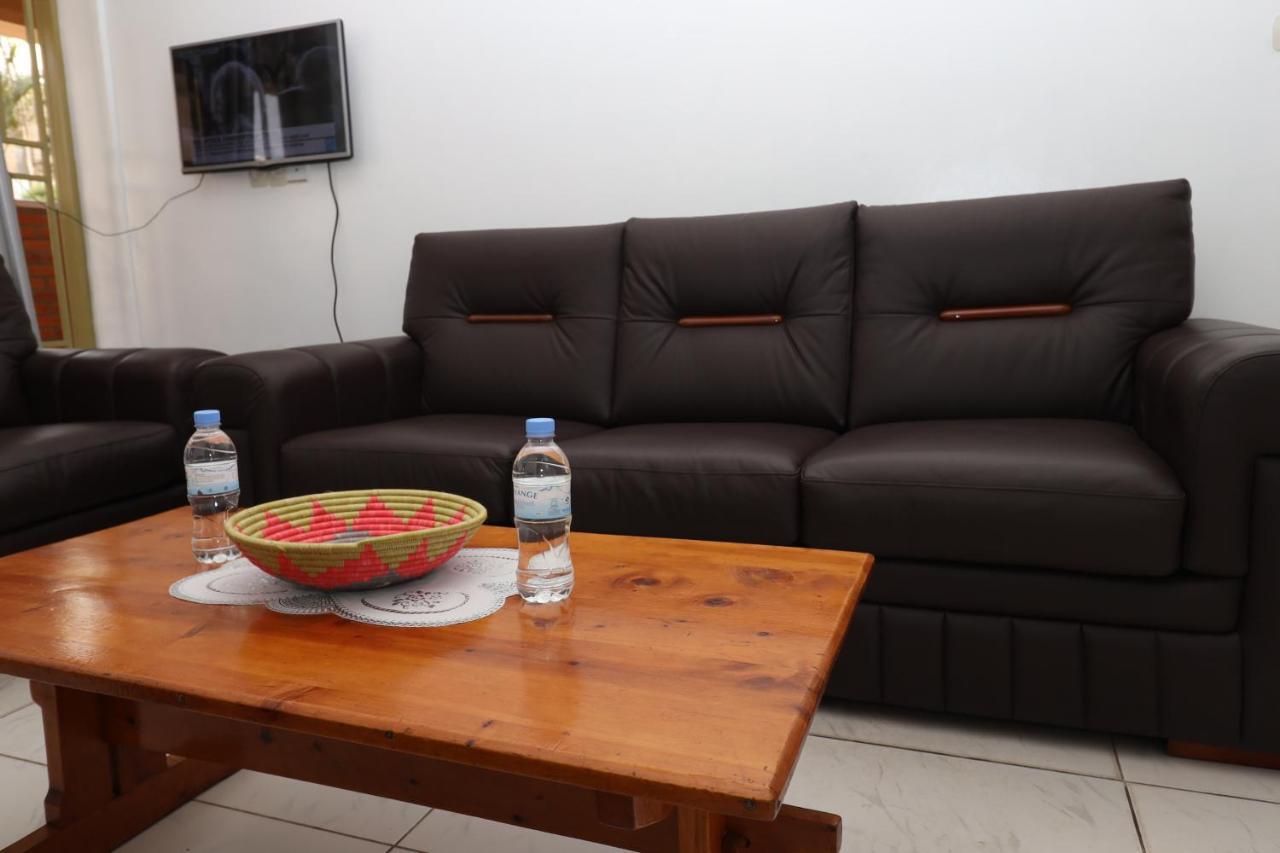 St Etienne Guest House Kigali Eksteriør billede